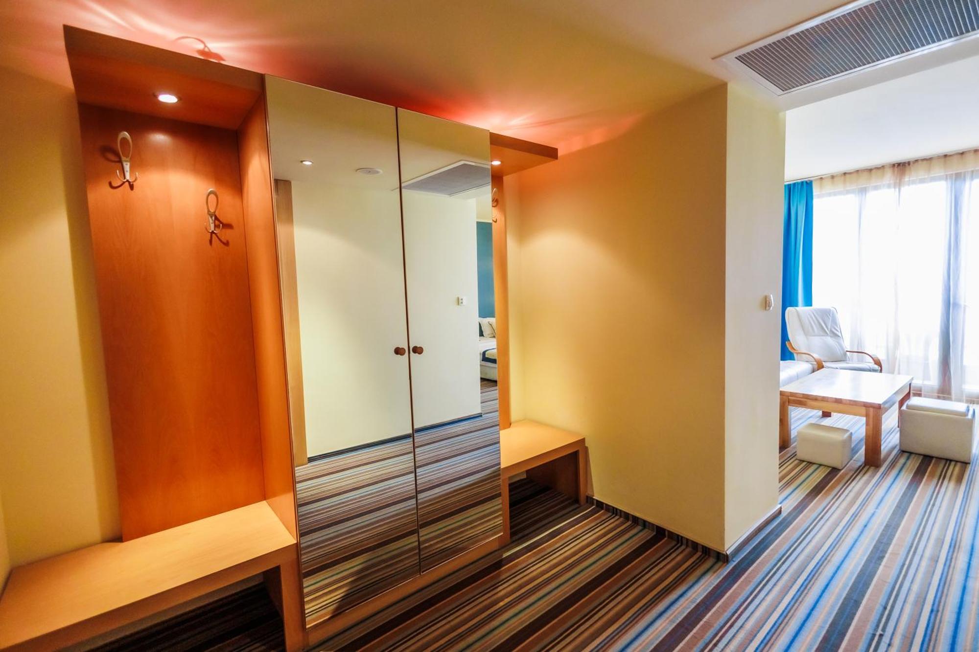 Mirage Hotel ネセバル エクステリア 写真